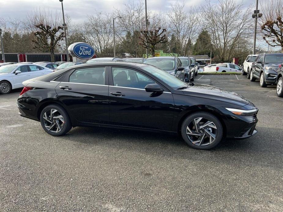 new 2024 Hyundai Elantra car, priced at $25,199