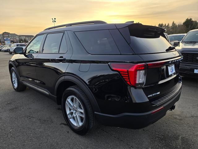 new 2025 Ford Explorer car, priced at $40,343