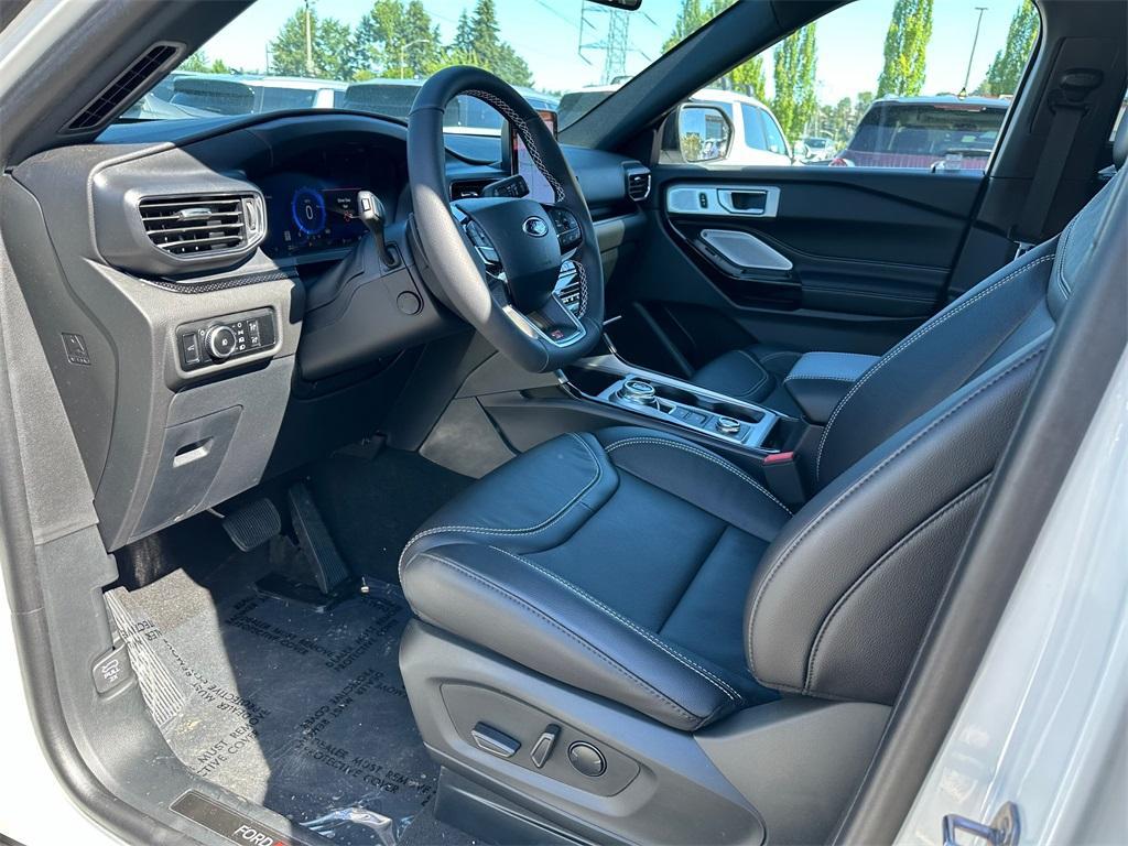 new 2024 Ford Explorer car, priced at $60,435