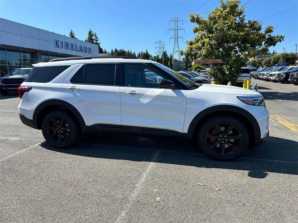 new 2024 Ford Explorer car, priced at $60,435