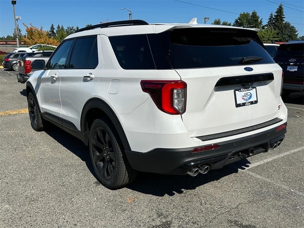 new 2024 Ford Explorer car, priced at $60,435