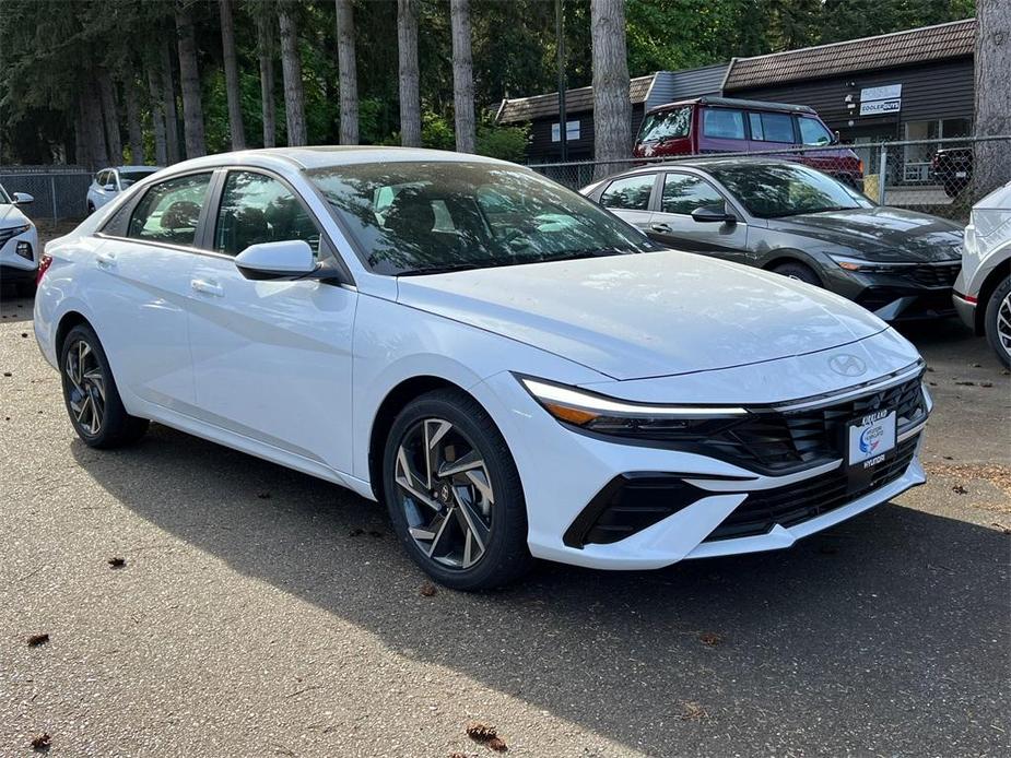 new 2024 Hyundai Elantra car, priced at $25,799