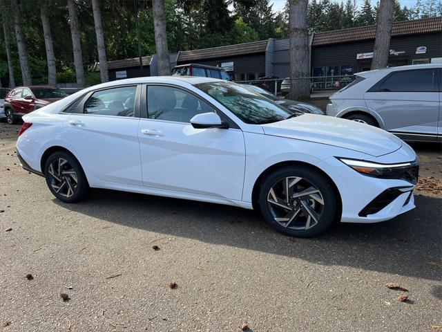 new 2024 Hyundai Elantra car, priced at $22,497