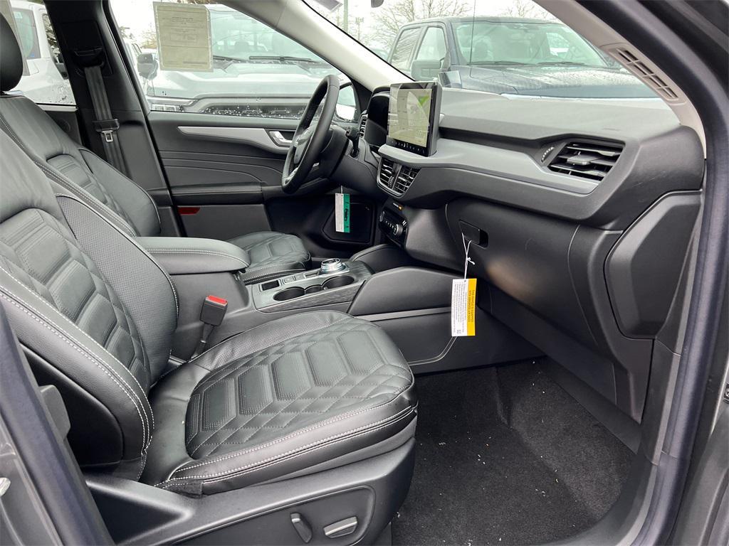 new 2024 Ford Escape PHEV car, priced at $33,999