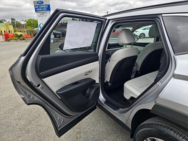 new 2025 Hyundai TUCSON Hybrid car, priced at $37,310