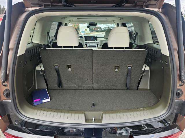new 2025 Hyundai SANTA FE HEV car, priced at $51,259
