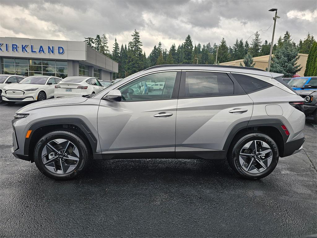 new 2025 Hyundai TUCSON Hybrid car, priced at $32,627