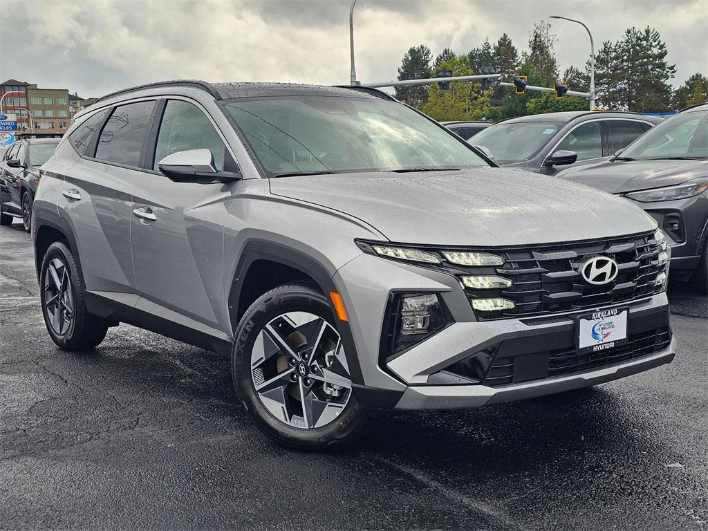 new 2025 Hyundai TUCSON Hybrid car, priced at $32,627