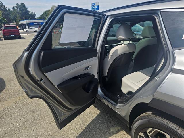 new 2025 Hyundai TUCSON Hybrid car, priced at $42,145
