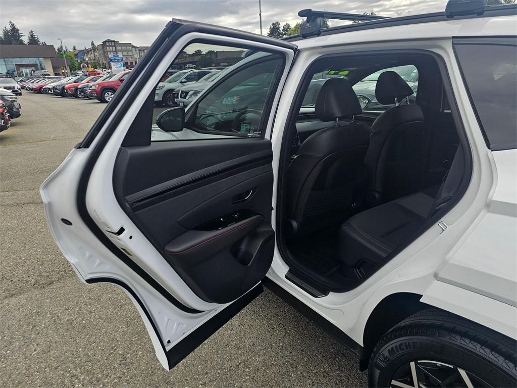 used 2024 Hyundai TUCSON Hybrid car, priced at $31,999
