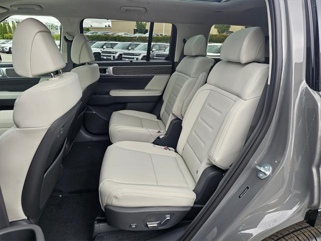 new 2025 Hyundai SANTA FE HEV car, priced at $45,997