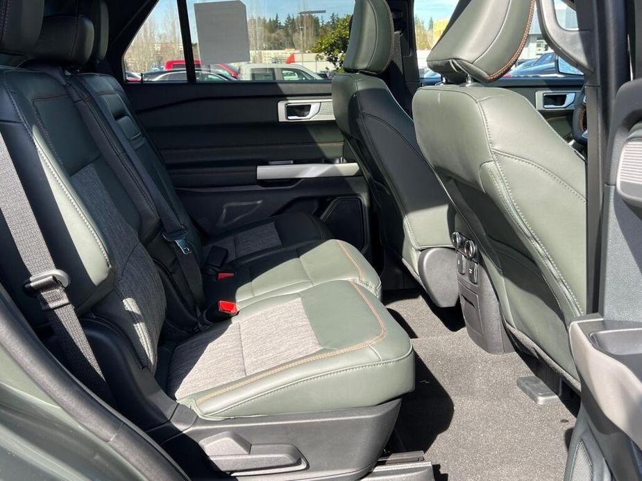 new 2024 Ford Explorer car, priced at $51,442