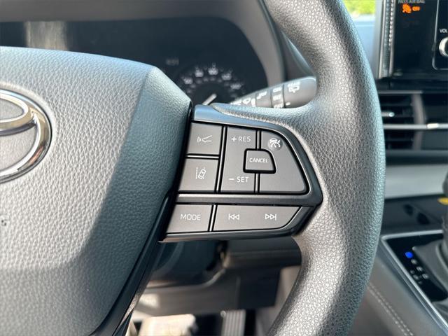 new 2025 Toyota Sienna car, priced at $44,999