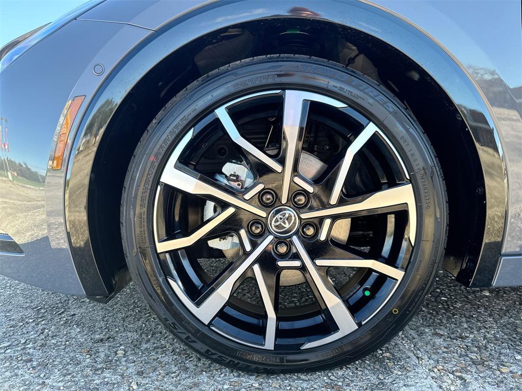 new 2026 Toyota Prius Plug-In Hybrid car, priced at $45,373