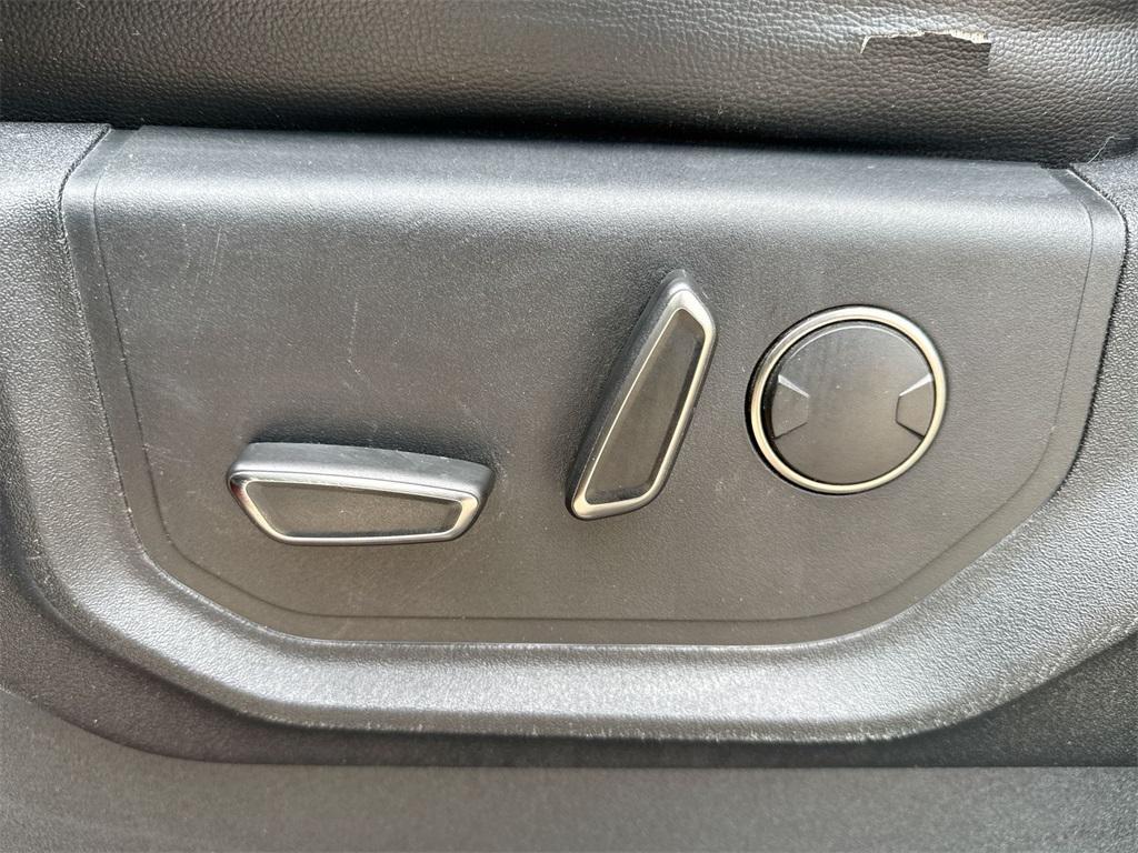 used 2019 Ford F-150 car, priced at $43,996