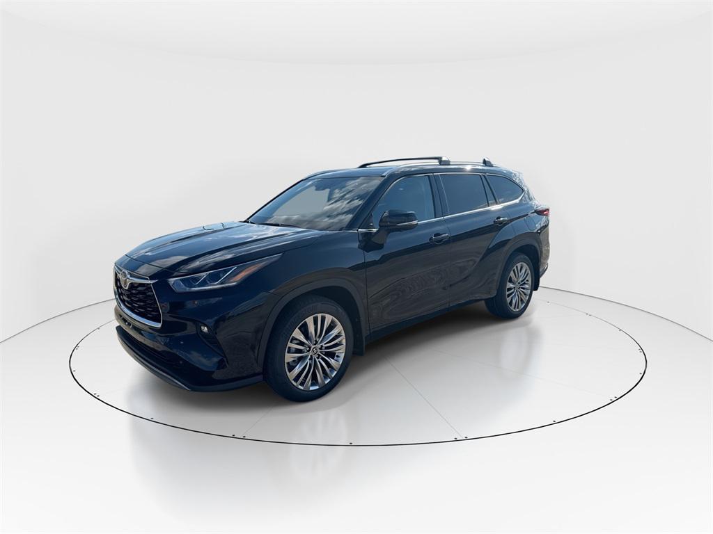 new 2025 Toyota Highlander car, priced at $56,389