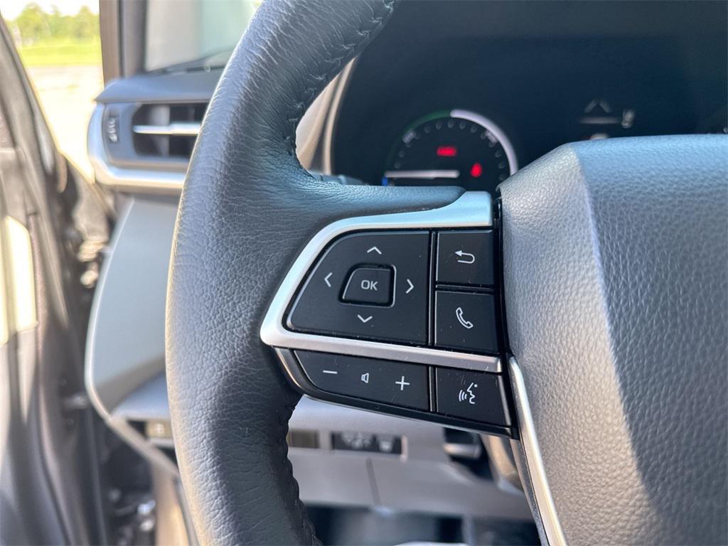 used 2021 Toyota Sienna car, priced at $36,925