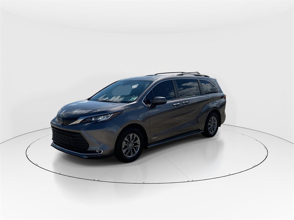 used 2021 Toyota Sienna car, priced at $36,925