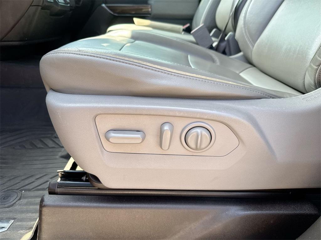 used 2020 Chevrolet Silverado 1500 car, priced at $31,257