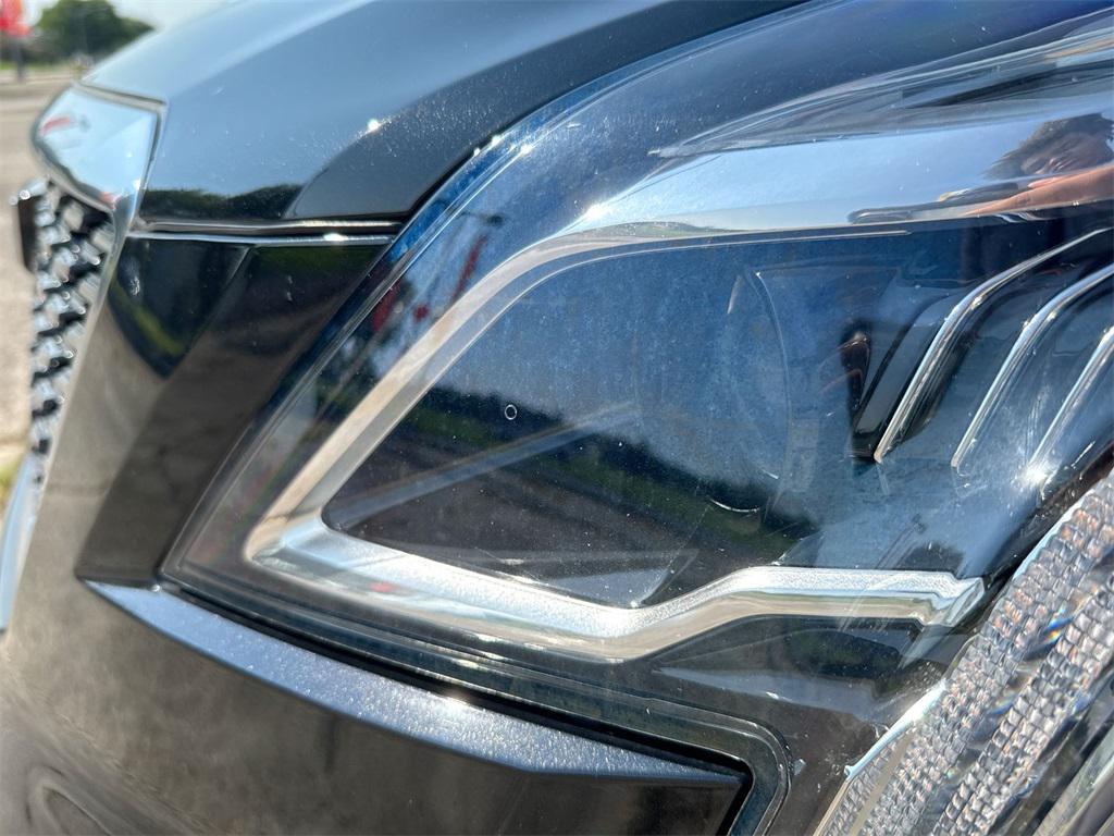 used 2021 Cadillac XT5 car, priced at $29,597