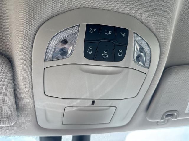 used 2022 Chrysler Pacifica car, priced at $19,993
