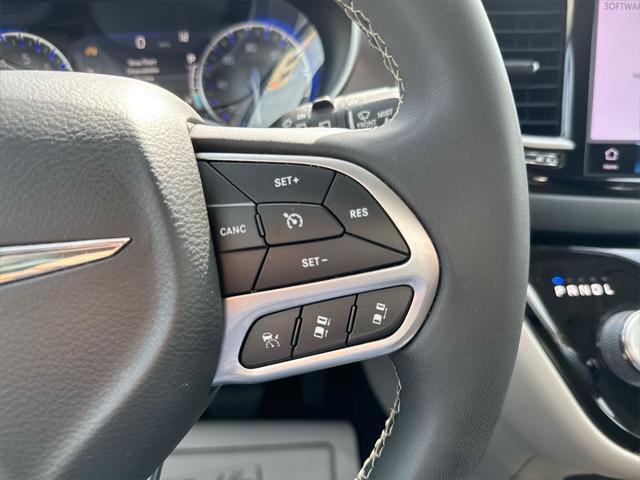used 2022 Chrysler Pacifica car, priced at $19,993