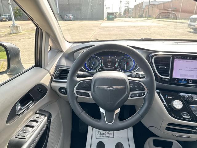 used 2022 Chrysler Pacifica car, priced at $19,993
