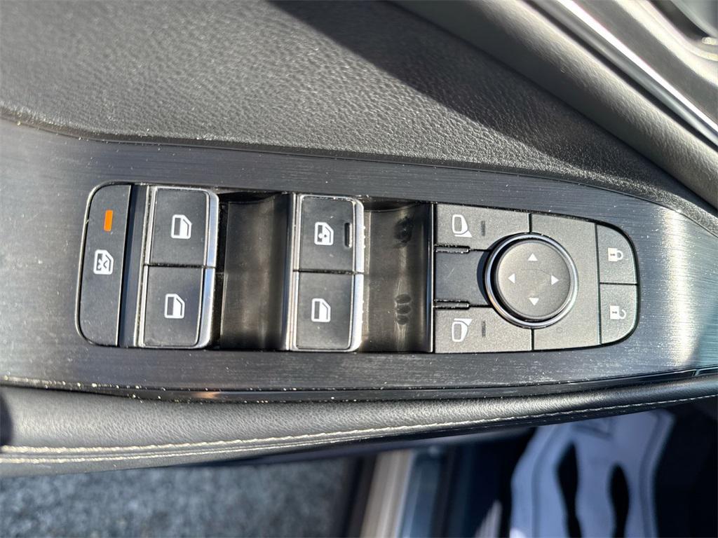 used 2023 Nissan Rogue car, priced at $27,502