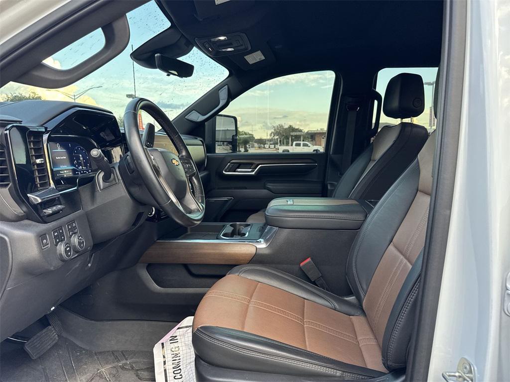 used 2024 Chevrolet Silverado 2500 car, priced at $69,995