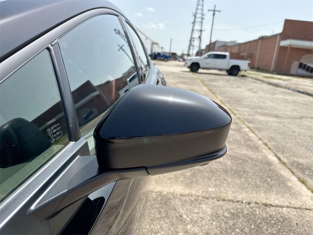 new 2025 Toyota Prius Plug-In Hybrid car, priced at $45,142