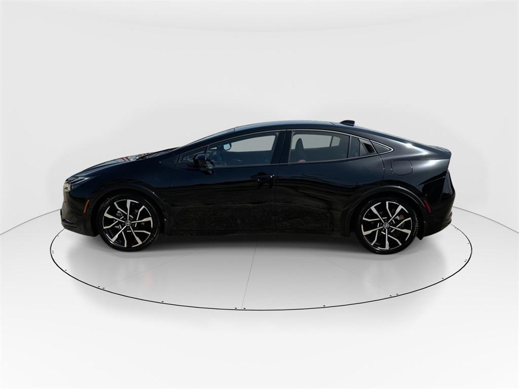 new 2025 Toyota Prius Plug-In Hybrid car, priced at $45,142