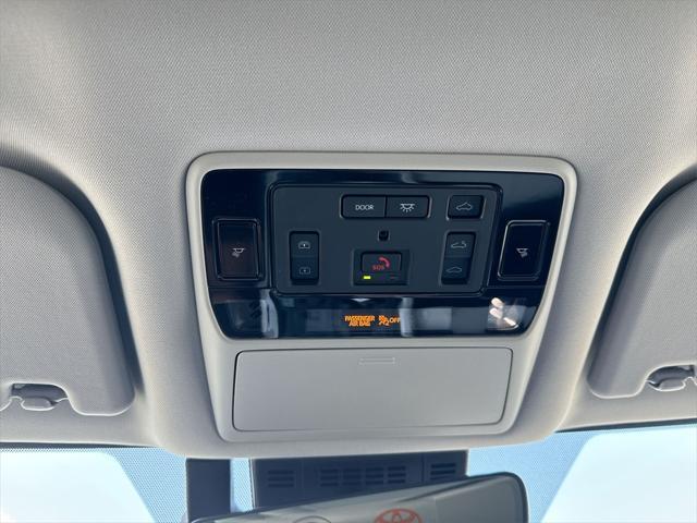 new 2025 Toyota Grand Highlander car, priced at $52,957