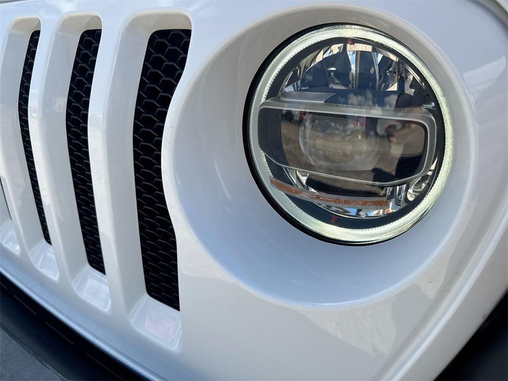 used 2021 Jeep Wrangler Unlimited car, priced at $32,533