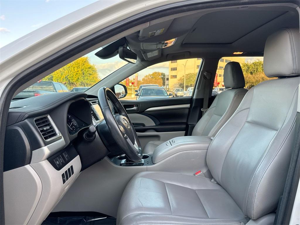 used 2017 Toyota Highlander car, priced at $18,390
