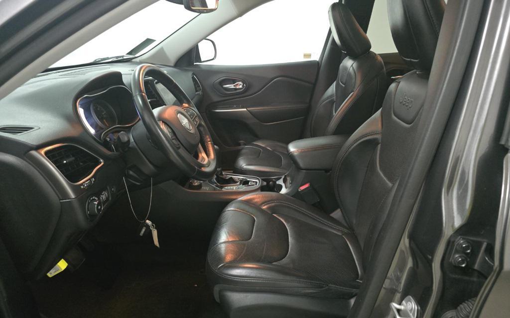 used 2019 Jeep Cherokee car, priced at $18,990