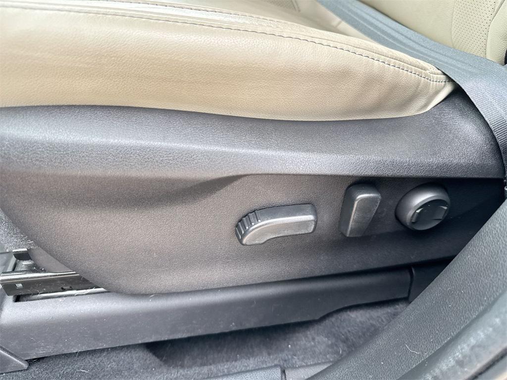 used 2021 Subaru Ascent car, priced at $23,143