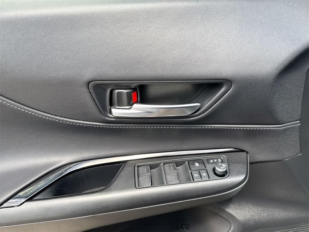 used 2021 Toyota Venza car, priced at $23,157