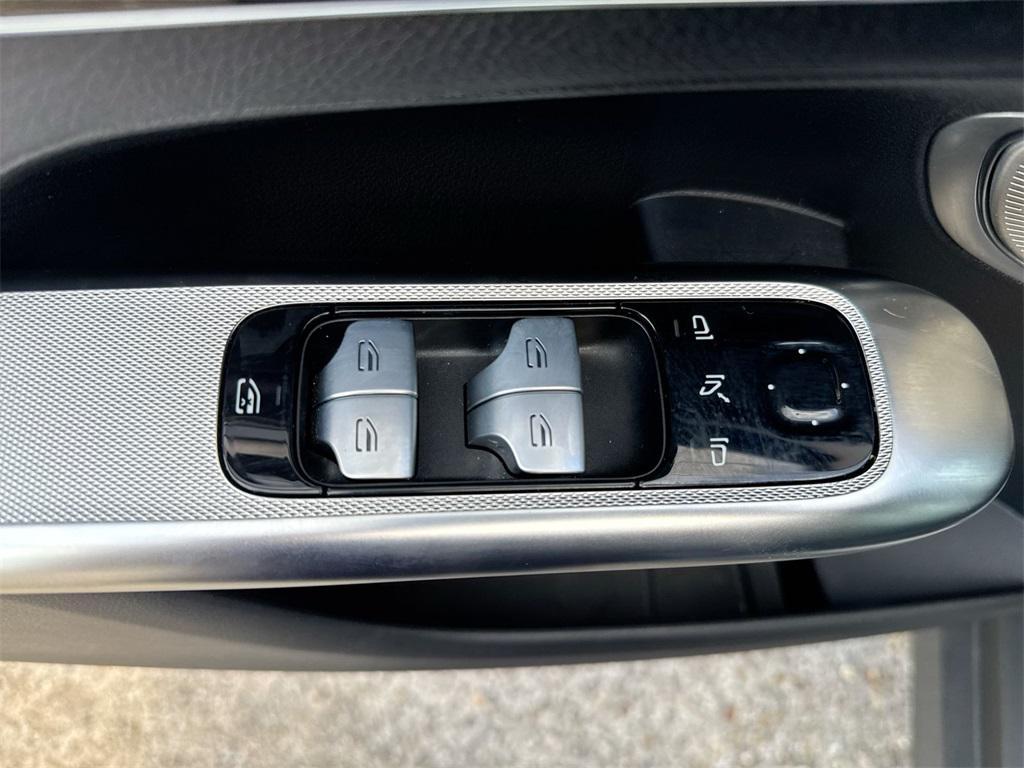 used 2024 Mercedes-Benz GLC 300 car, priced at $38,522