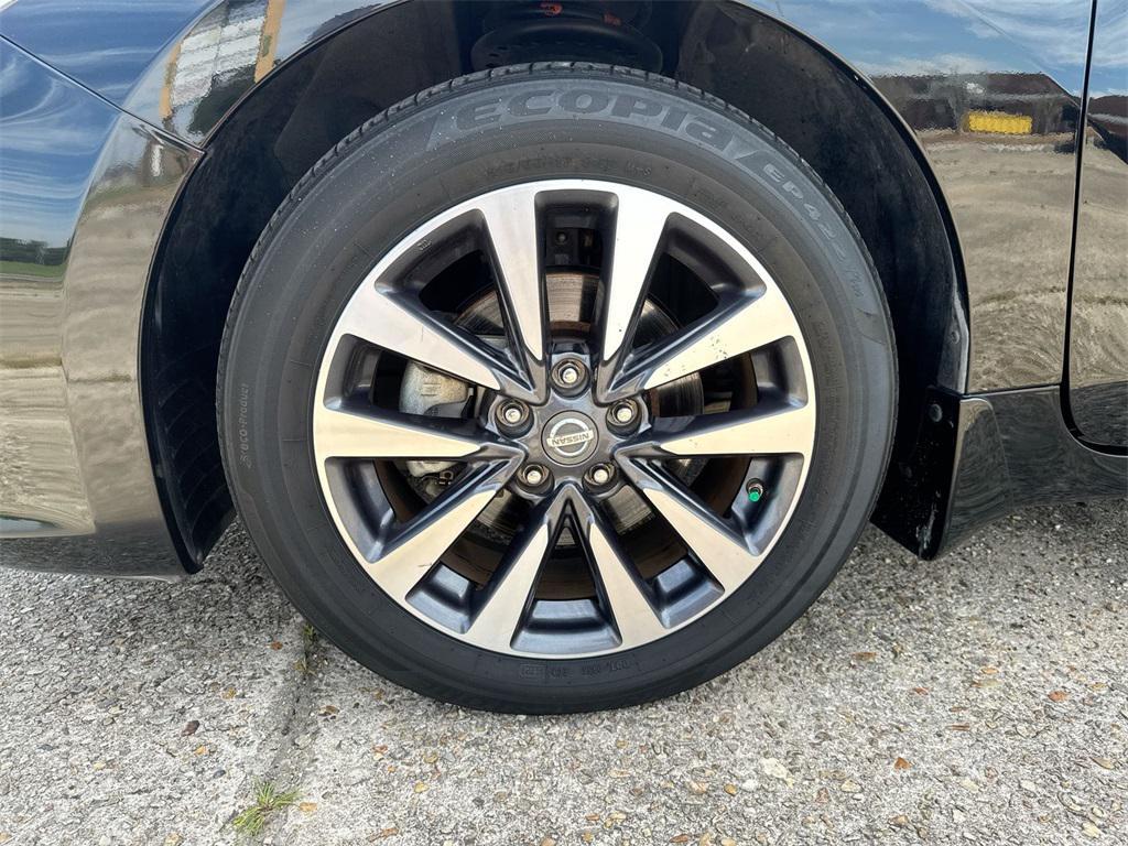 used 2016 Nissan Altima car, priced at $13,343