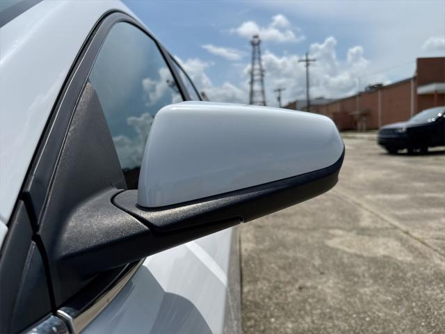 used 2022 Chevrolet Equinox car, priced at $22,991