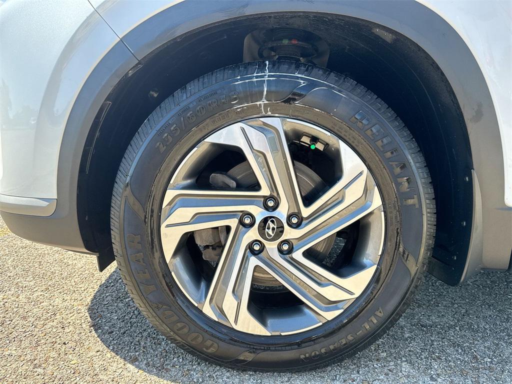 used 2021 Hyundai Santa Fe car, priced at $20,572