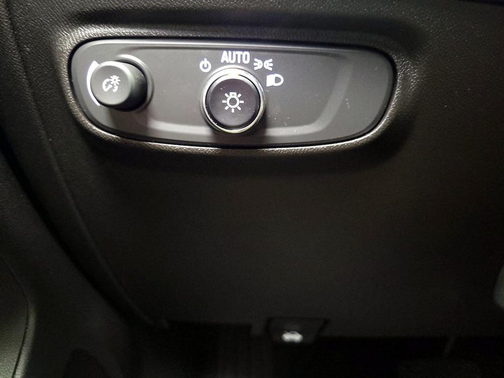 used 2022 Chevrolet Equinox car, priced at $20,998