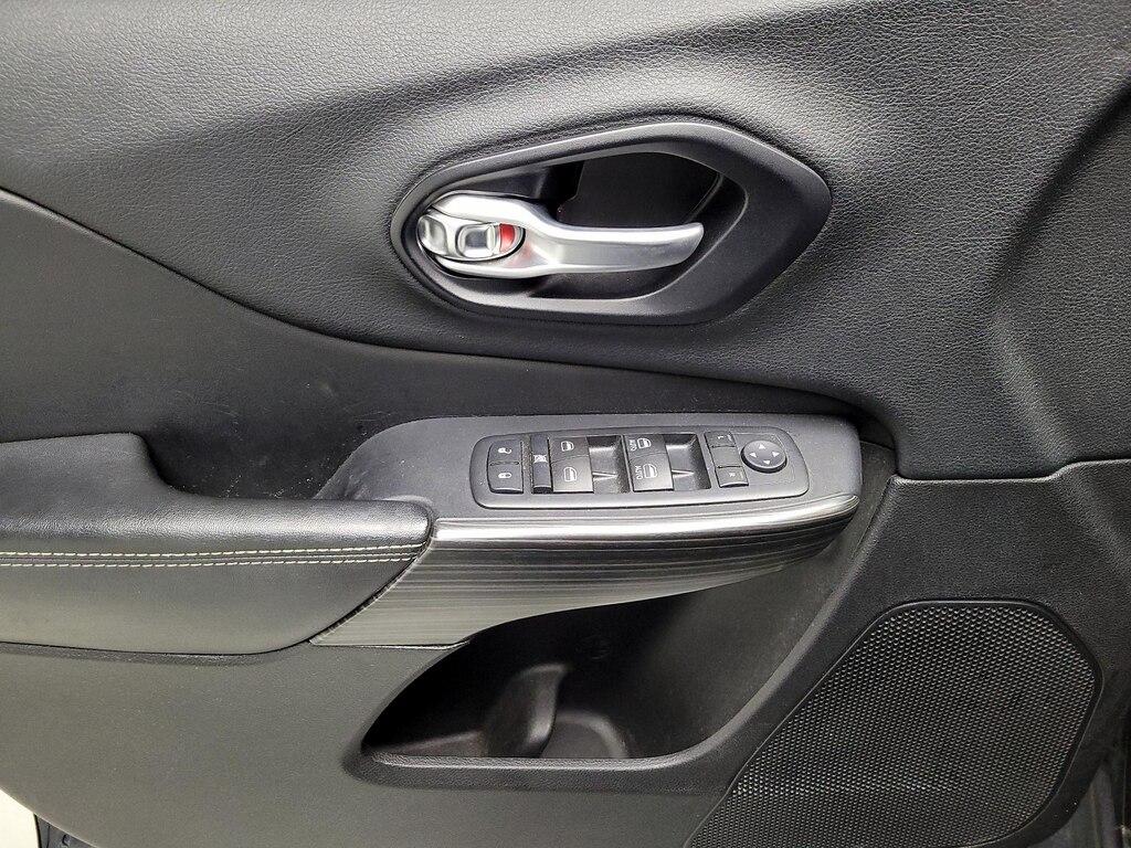 used 2015 Jeep Cherokee car, priced at $13,998