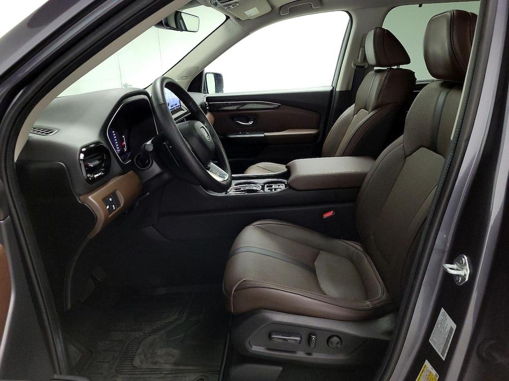 used 2024 Honda Pilot car, priced at $54,998