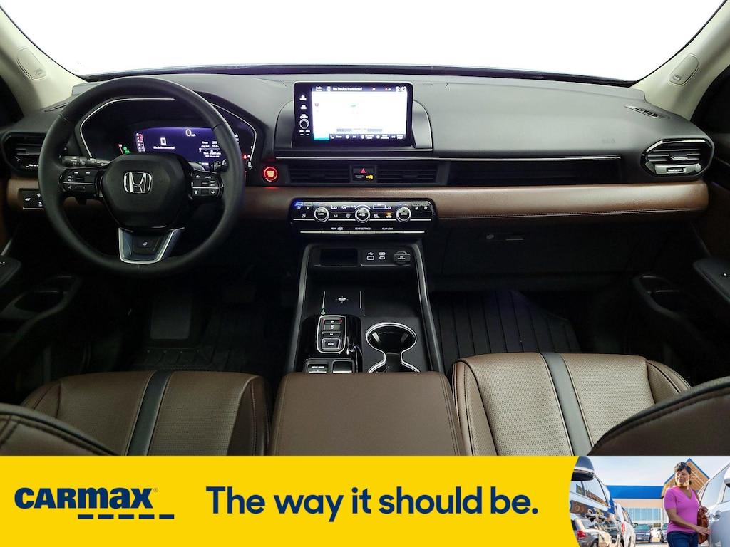 used 2024 Honda Pilot car, priced at $54,998