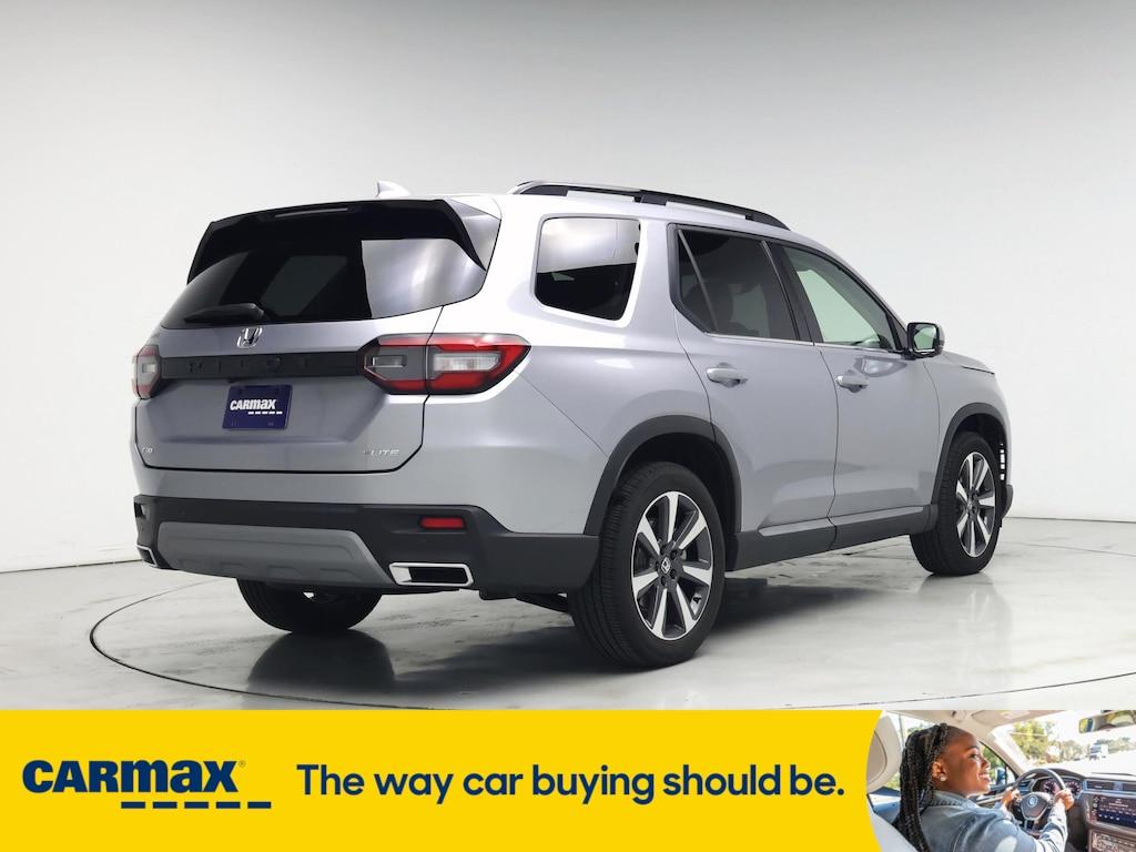 used 2023 Honda Pilot car, priced at $49,998