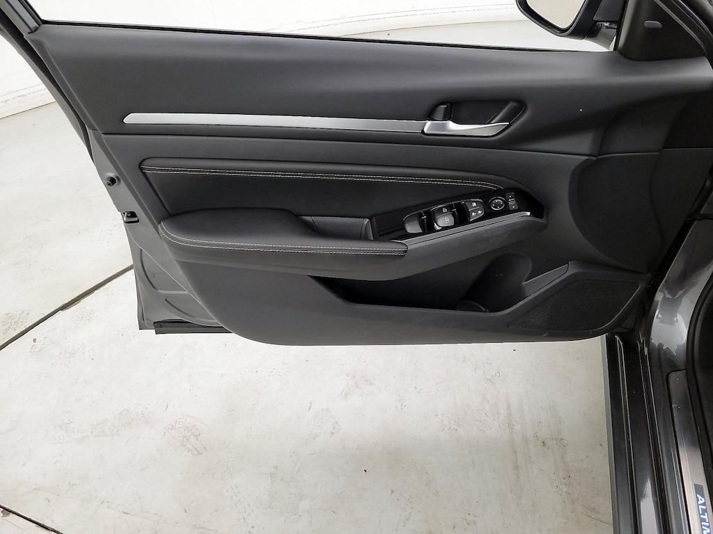 used 2022 Nissan Altima car, priced at $23,998
