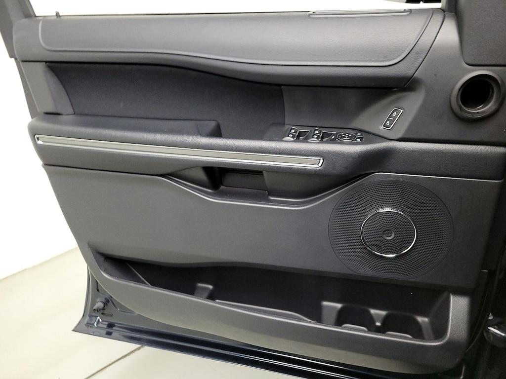 used 2024 Ford Expedition car, priced at $51,998