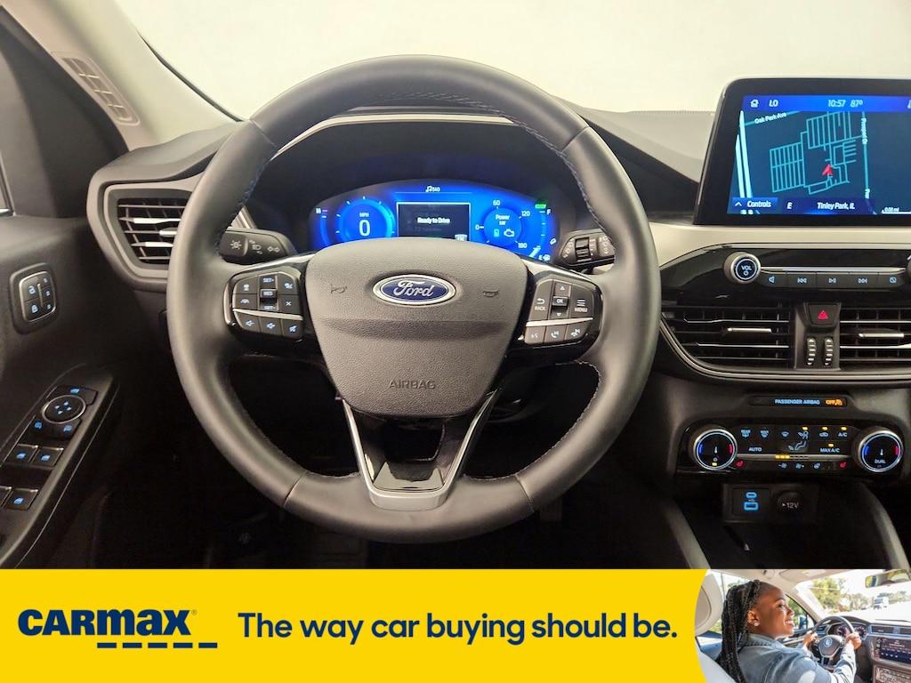 used 2022 Ford Escape car, priced at $27,998