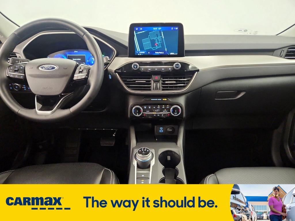 used 2022 Ford Escape car, priced at $27,998